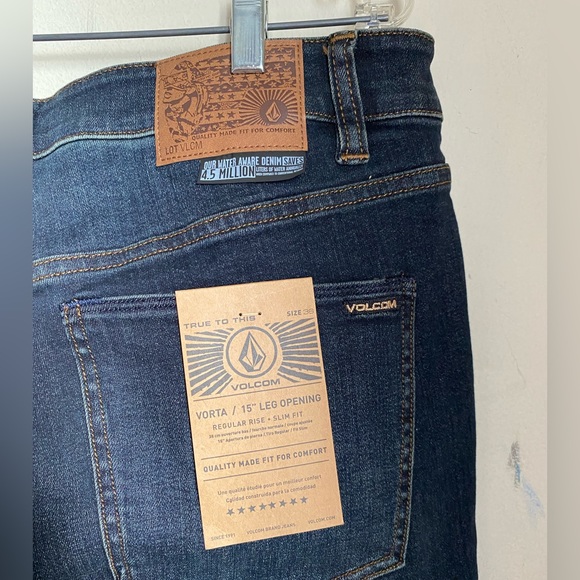 VOLCOM dark blue modern fit slim straight leg stretchy Jeans size 36x 32 - Picture 3 of 14